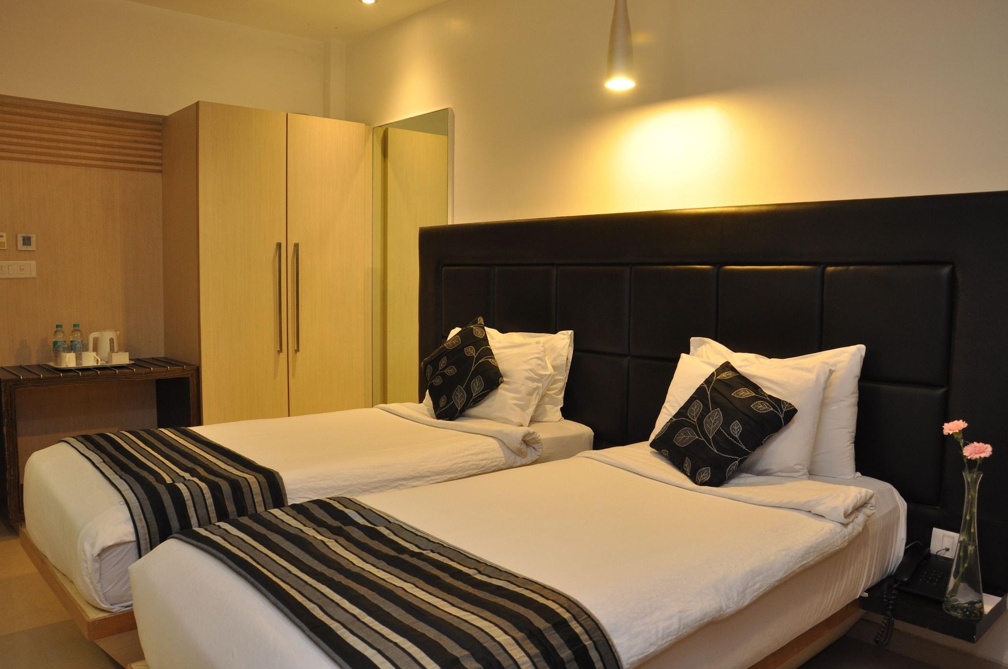 ดิ โอเรียนตัล เรซิเดนซี โฮเทล Hotel มุมไบ ภายนอก รูปภาพ