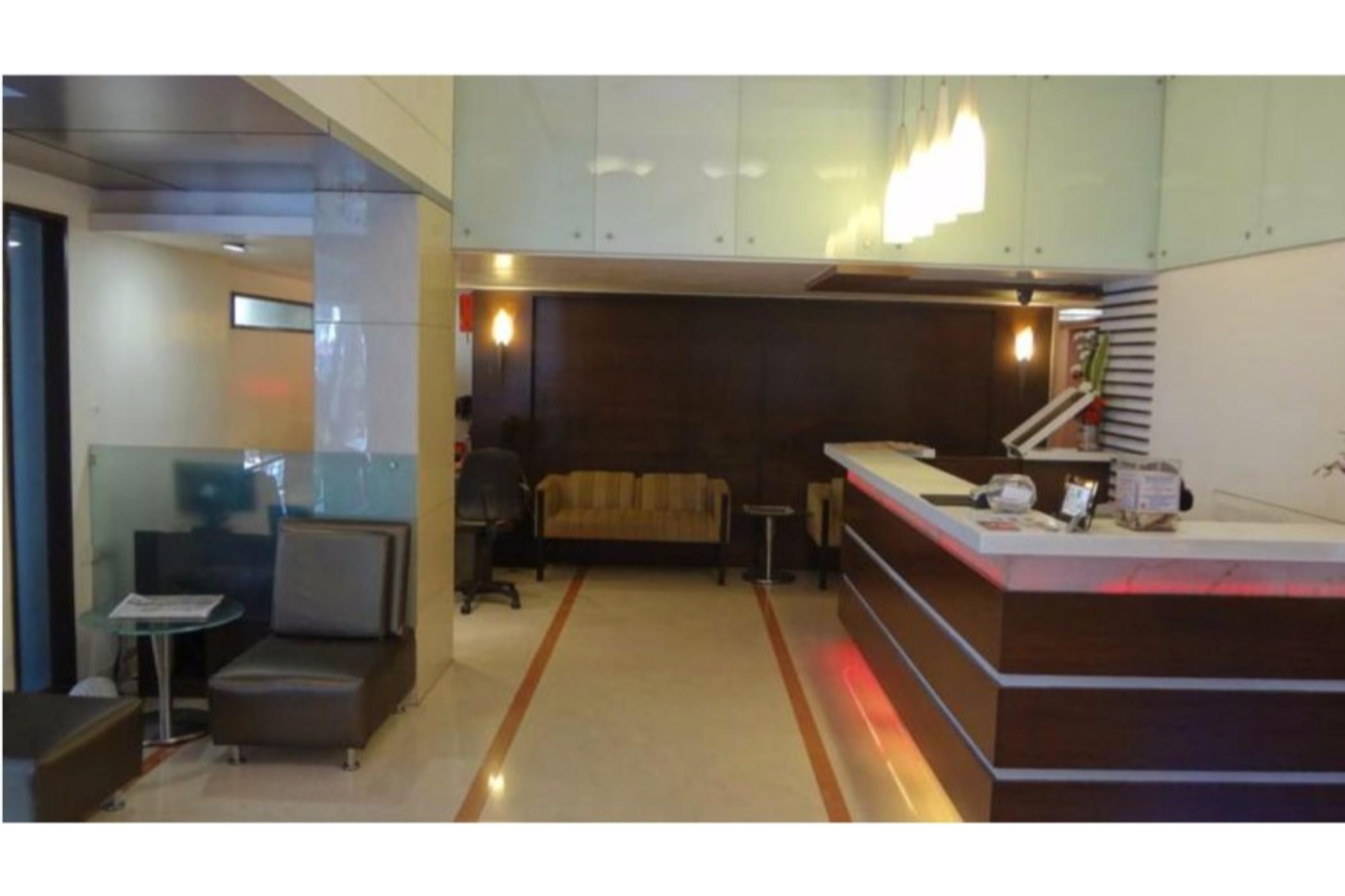 ดิ โอเรียนตัล เรซิเดนซี โฮเทล Hotel มุมไบ ภายนอก รูปภาพ