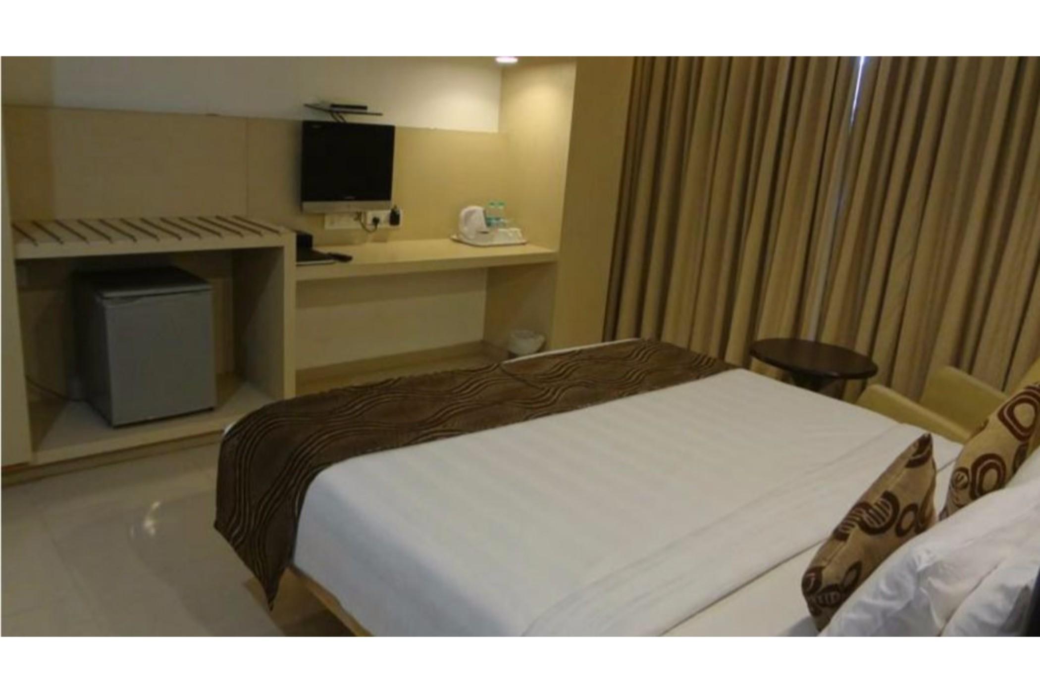 ดิ โอเรียนตัล เรซิเดนซี โฮเทล Hotel มุมไบ ภายนอก รูปภาพ